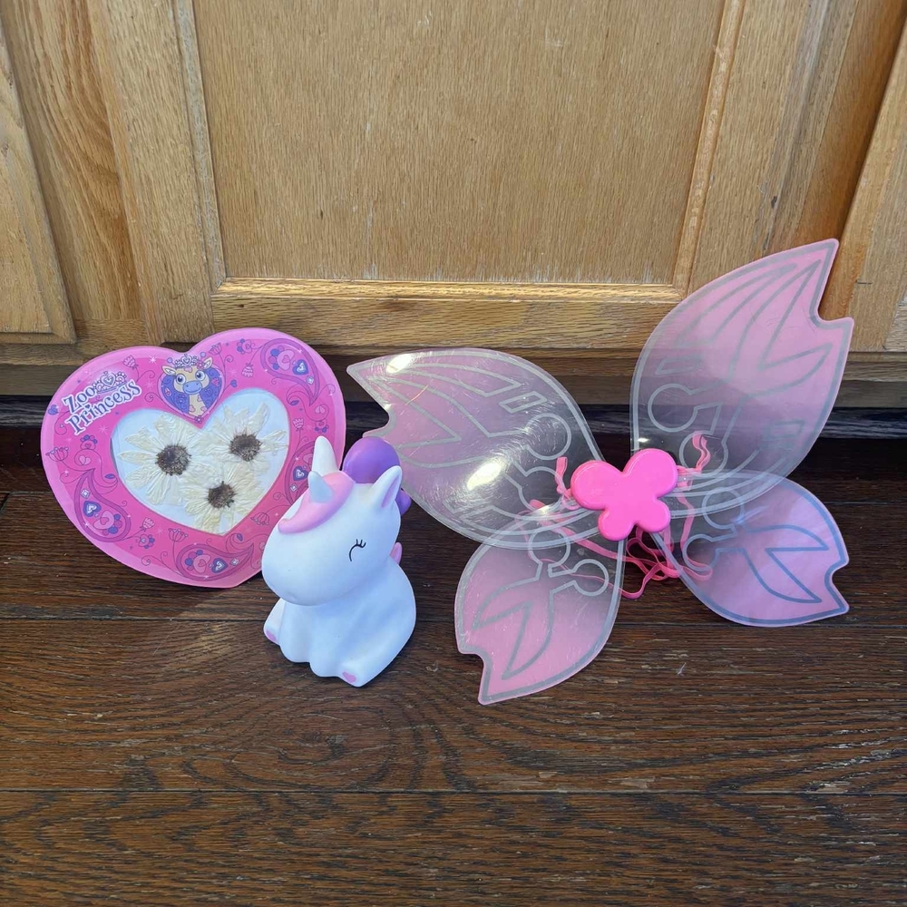 Toy Bundle - Unicorn Toy with Fairy Wings And Pink Heart Photo Frame
